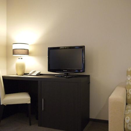Optima Collection Kharkiv Hotel Oda fotoğraf