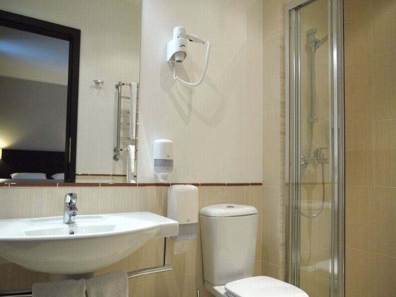 Optima Collection Kharkiv Hotel Oda fotoğraf