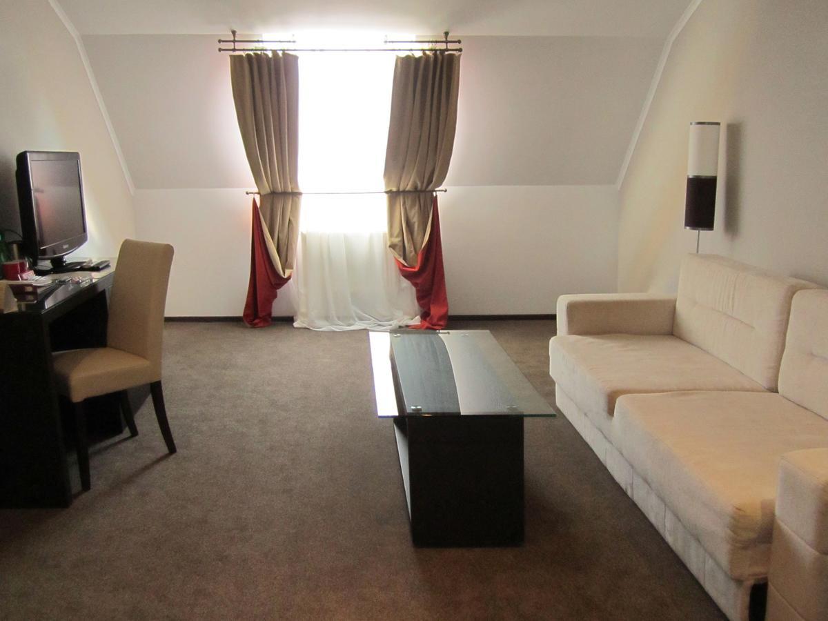 Optima Collection Kharkiv Hotel Dış mekan fotoğraf
