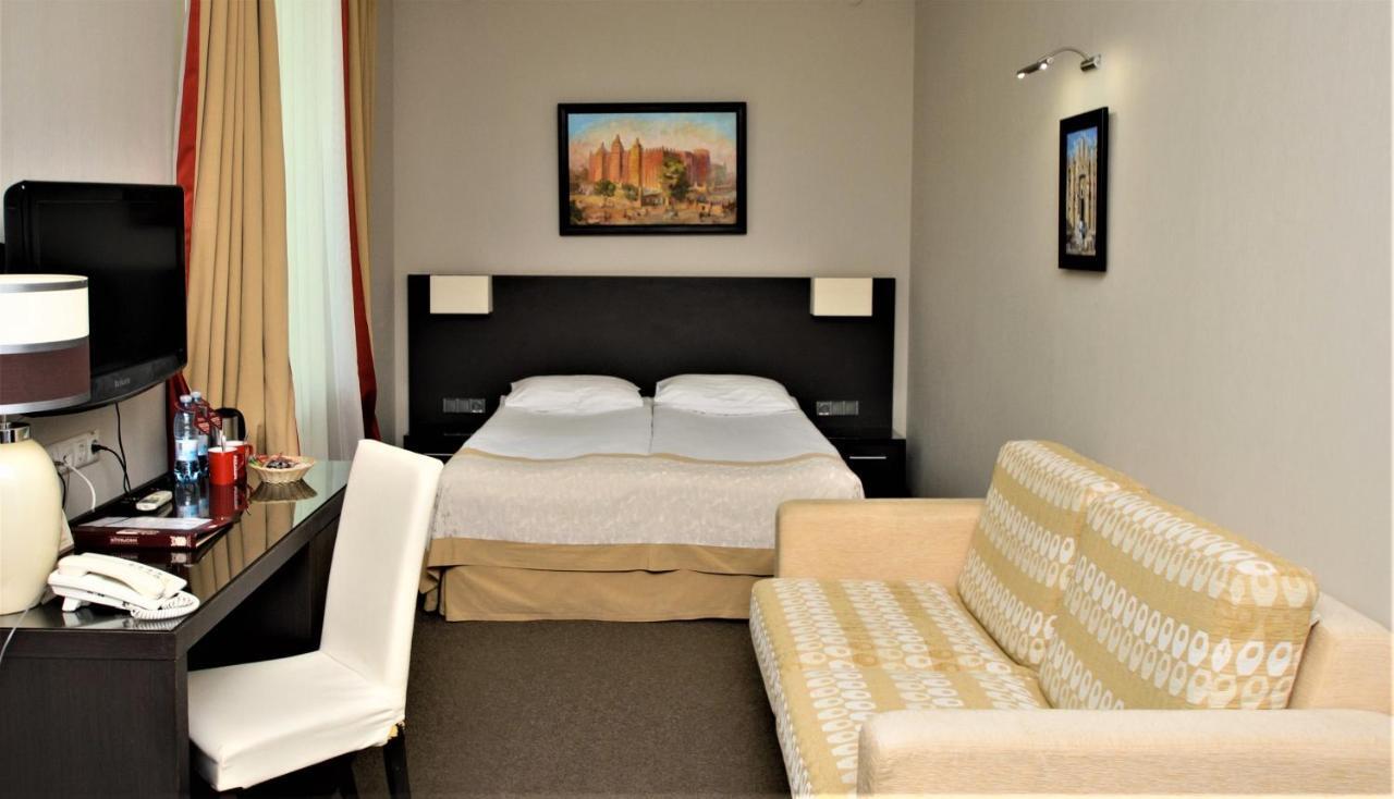 Optima Collection Kharkiv Hotel Dış mekan fotoğraf